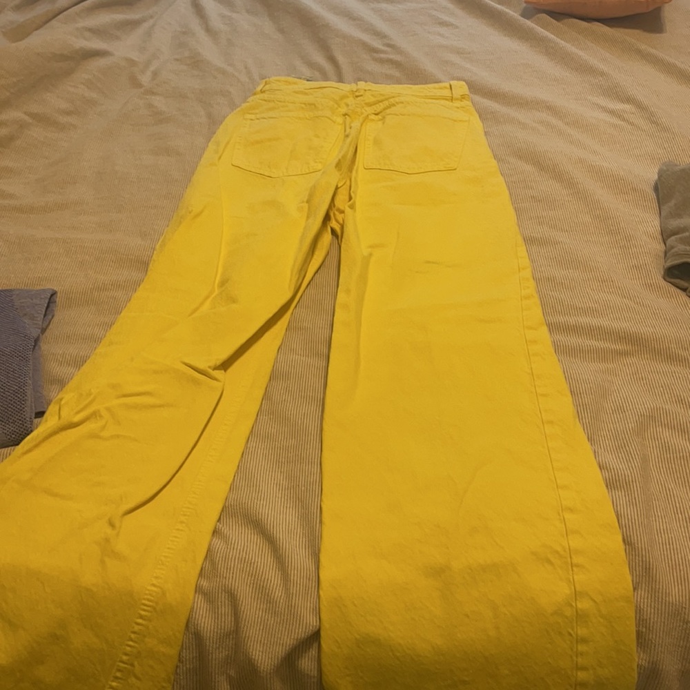 Too big - Picture 3 of 3